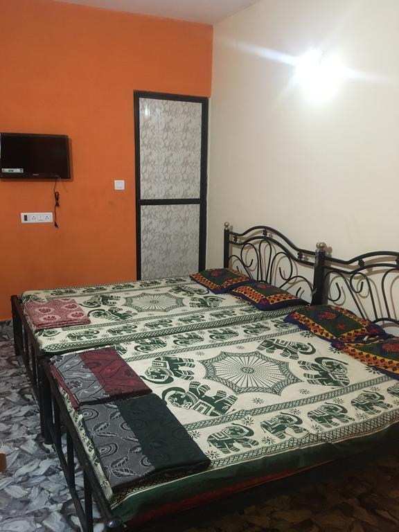 Fernandes Guest House Calangute Eksteriør billede